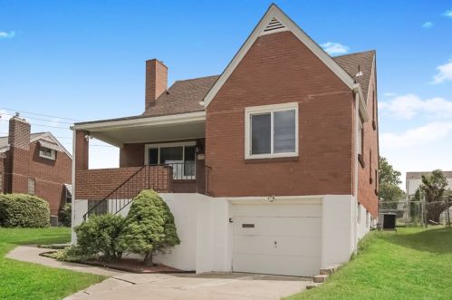 1737 Maine Ave, Pittsburgh PA  15122-3935 exterior