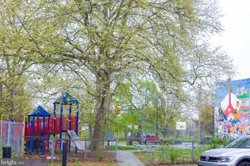 3325 Cumberland St, Philadelphia PA 19132-2821 exterior