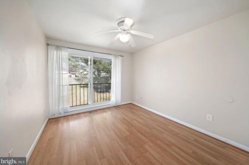 5537 Burnside Dr, Rockville MD 20853-2457 exterior