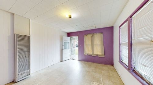 9841 Walnut St, Bellflower CA 90706-5644 exterior