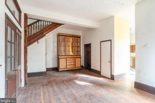 4510 Chester Ave, Philadelphia PA 19143-3706 exterior