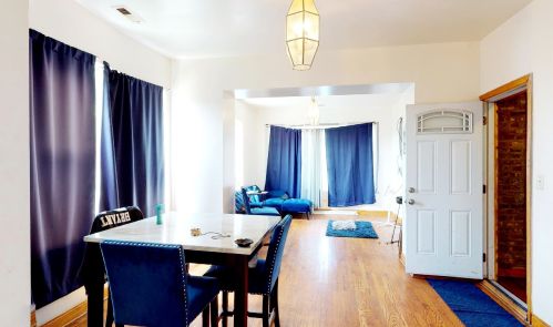 1055 Springfield Ave, Chicago IL 60624-4026 exterior