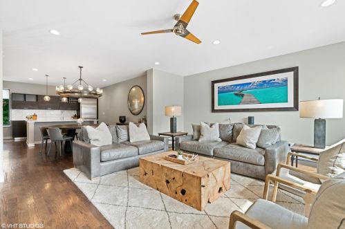 1749 Winnebago Ave, Chicago IL  60647-5448 exterior