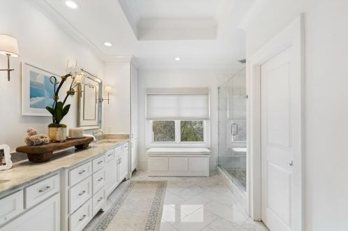 2652 Forrest Way, Atlanta GA  30305-3770 exterior