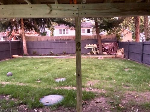 5 Bucknell Trl, Hopatcong NJ  07843-1760 exterior