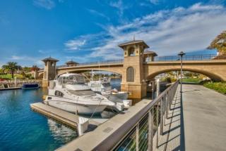 1525 Windshore Way, Oxnard CA  93035-1406 exterior