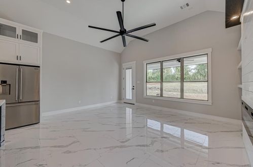 146 Bermuda Cir, Montgomery TX 77356-8205 exterior