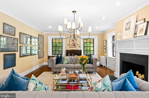 104 Mermaid Ln, Philadelphia PA 19118-3246 exterior