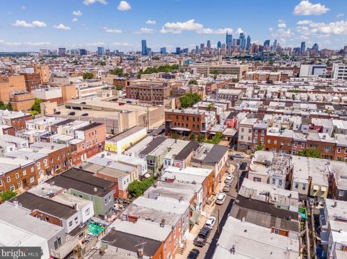 2418 Iseminger St, Philadelphia PA  19148-3518 exterior