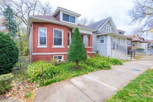 7625 Perry Ave, Chicago IL 60628-7320 exterior