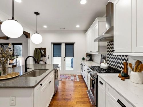 1866 Braeburn Cir, Atlanta GA 30316-2218 exterior