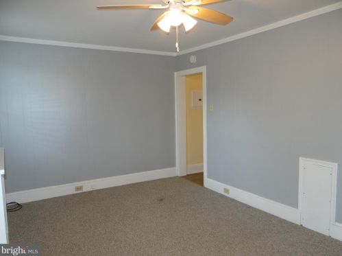 841 Old Lancaster Rd, Berwyn PA  19312-1219 exterior