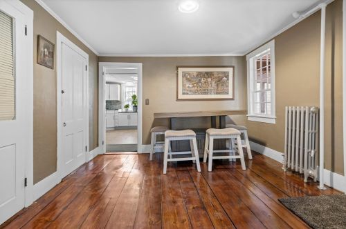 33 Washington St, Concord NH  03301-4341 exterior