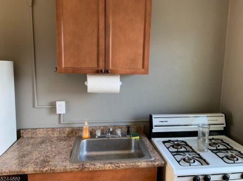 43 Barbour St, Paterson NJ 07508-1421 exterior