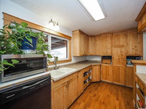 455 Cascade St, Sandy UT exterior