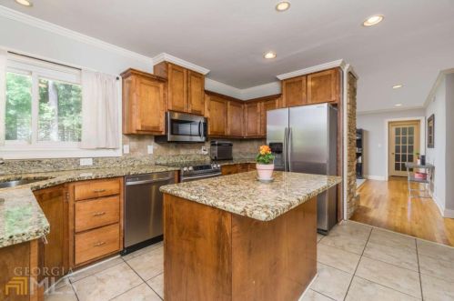 1970 Briarmill Rd, Atlanta GA  30329-2612 exterior