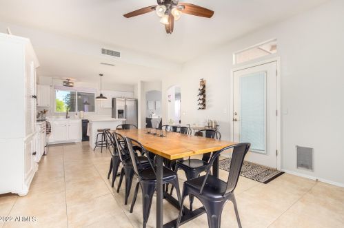 16028 3rd Ave, Phoenix AZ 85023-6282 exterior