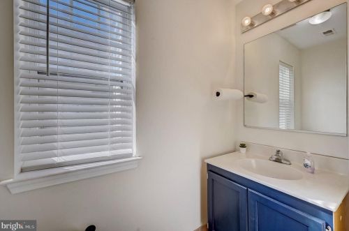 1930 Franklin St, Philadelphia PA 19122-1308 exterior