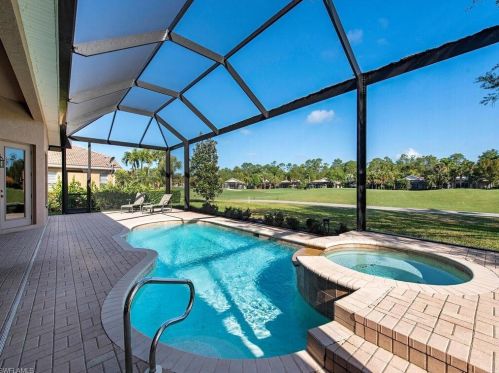 5024 Castlerock Way, Naples FL exterior