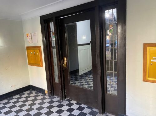 2227 70th Pl, Chicago IL 60649-2209 exterior