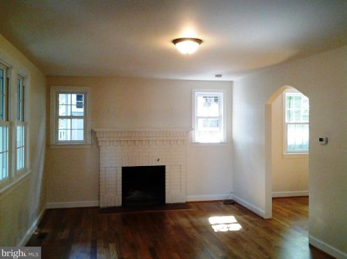 3910 Yuma St, Washington DC  20016-2245 exterior