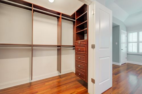 435 37th Pl, Chicago IL 60632-1621 exterior