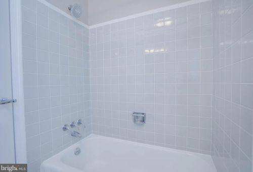 617 Azalea Dr, Rockville MD 20850-2010 exterior