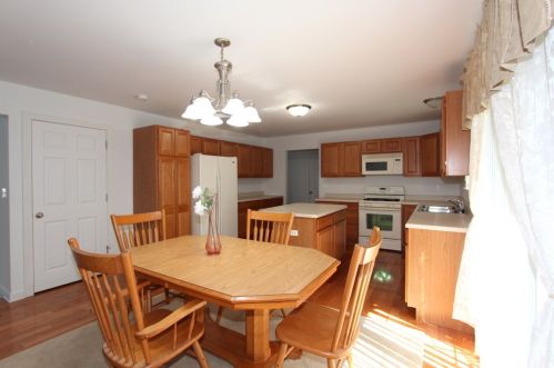 38671 Lake Shore Dr, Spring Grove IL  60081-9110 exterior