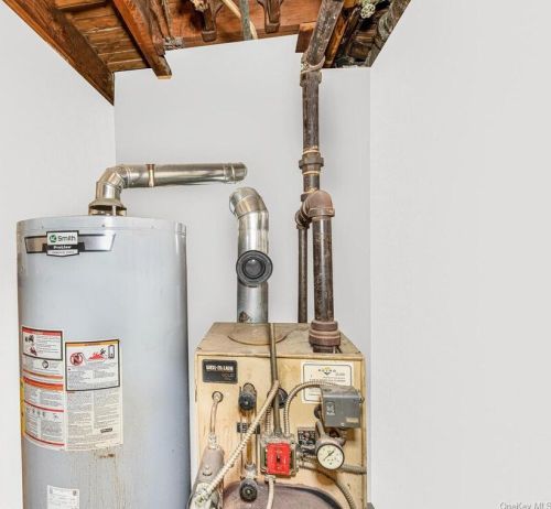 2336 Holland Ave, Bronx NY 10467-8709 exterior