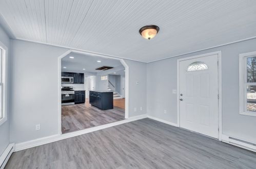 139 Maebeth St, Springfield MA 01119-2414 exterior