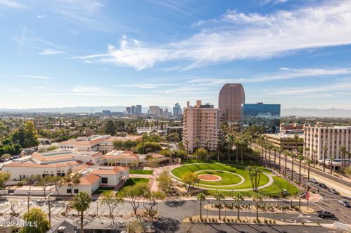 2323 Central Ave, Phoenix AZ 85004-1325 exterior