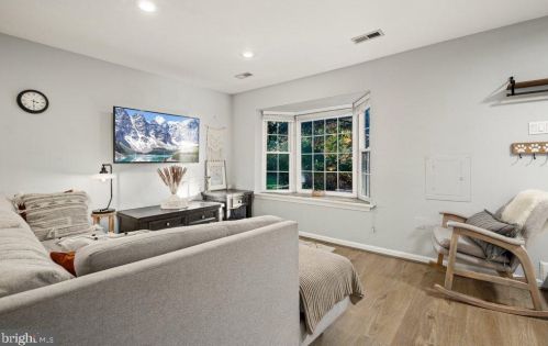 2020 Flowering Tree Ter, Silver Spring MD 20902-5815 exterior