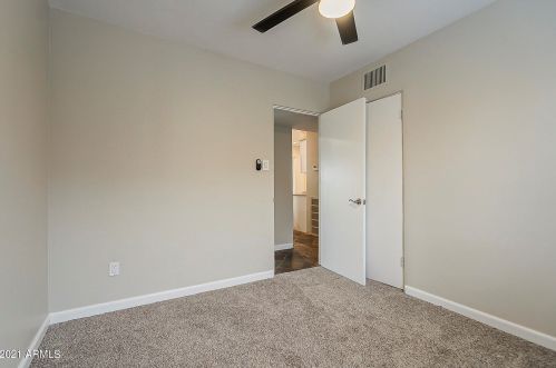 7020 12 St, Phoenix AZ 85086-4800 exterior