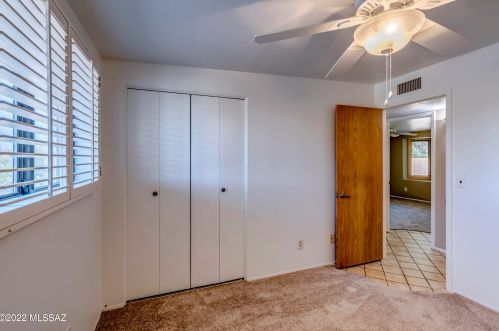 9360 Raleigh Dr, Tucson AZ 85704-3633 exterior