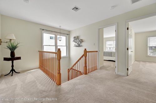 19 New Jersey Ave, Lavallette NJ 08735-2528 exterior