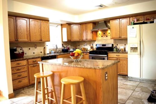 177 Ledge Rd, Middletown, NY 10940-7517