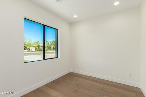 1253 Cambridge Ave, Phoenix AZ  85006-1102 exterior