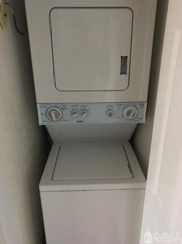 437 Edpas Rd, New Brunswick NJ  08901-3807 exterior