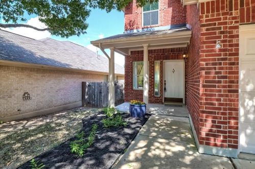 3308 Bratton Ridge Xing, Austin TX  78728-3672 exterior