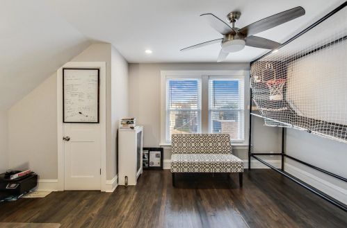 7443 Merrill Ave, Chicago IL  60649-3210 exterior