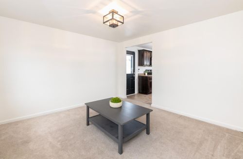 24 Amy Way, Concord NH  03303-1045 exterior