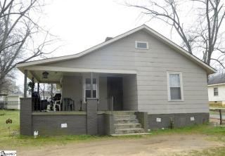 318 Cannon Ave, Greer SC  29651-3722 exterior