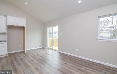 9 Shelton Ave, Trenton NJ  08618-1818 exterior