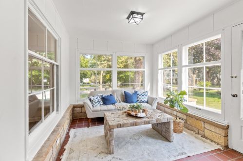 185 85th St, Milwaukee WI  53226-4601 exterior