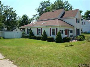 2106 Neil St, Schenectady, NY 12306-4419