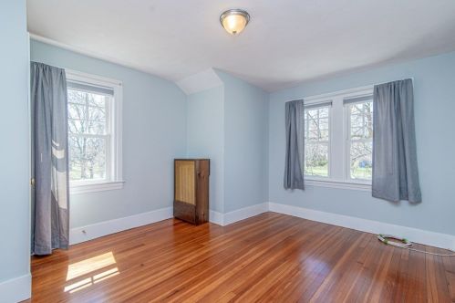 201 Longmeadow St, Springfield MA 01106-1337 exterior