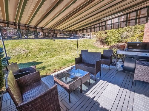 574 Clemson Dr, Pittsburgh PA exterior