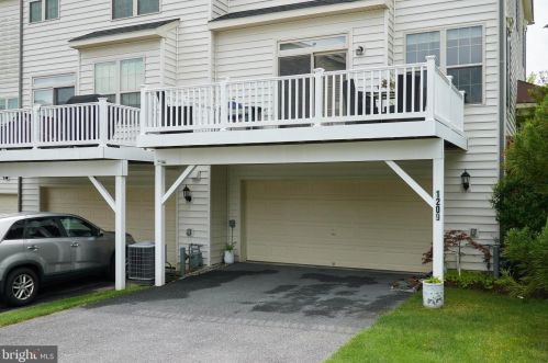 1209 Poplar Run Dr, Silver Spring MD 20906-6717 exterior