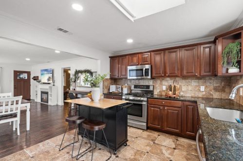 5508 Arizona Dr, Concord CA 94521-4026 exterior