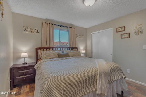 970 Gary Dr, Chandler AZ  85225-1437 exterior